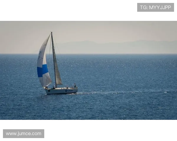 帆船出行前必知的安全注意事项与操作技巧详解